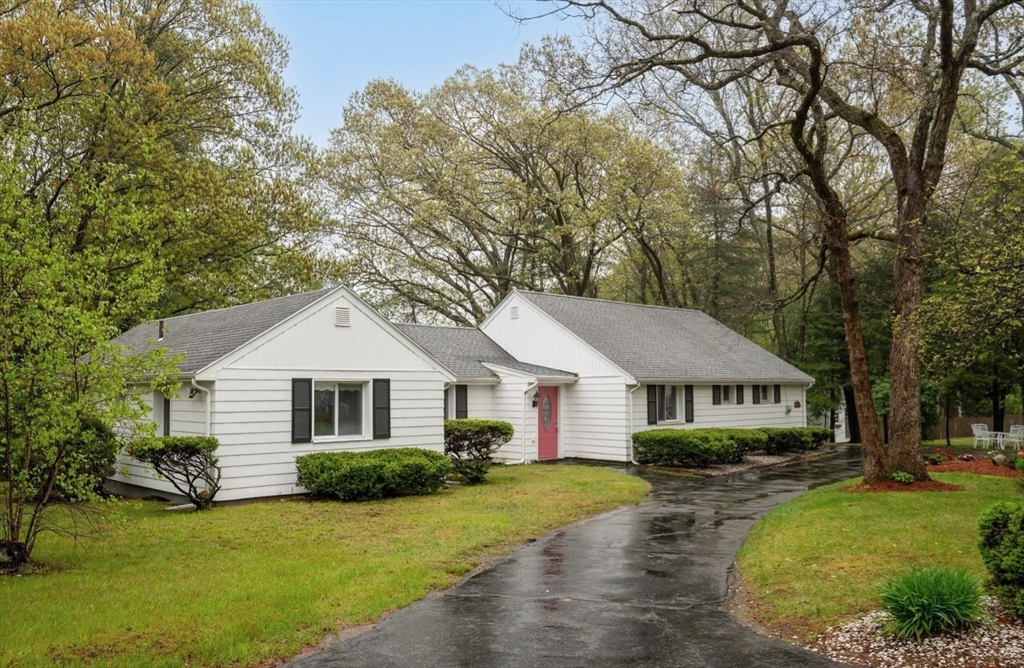 12 Arthur Woods Avenue
