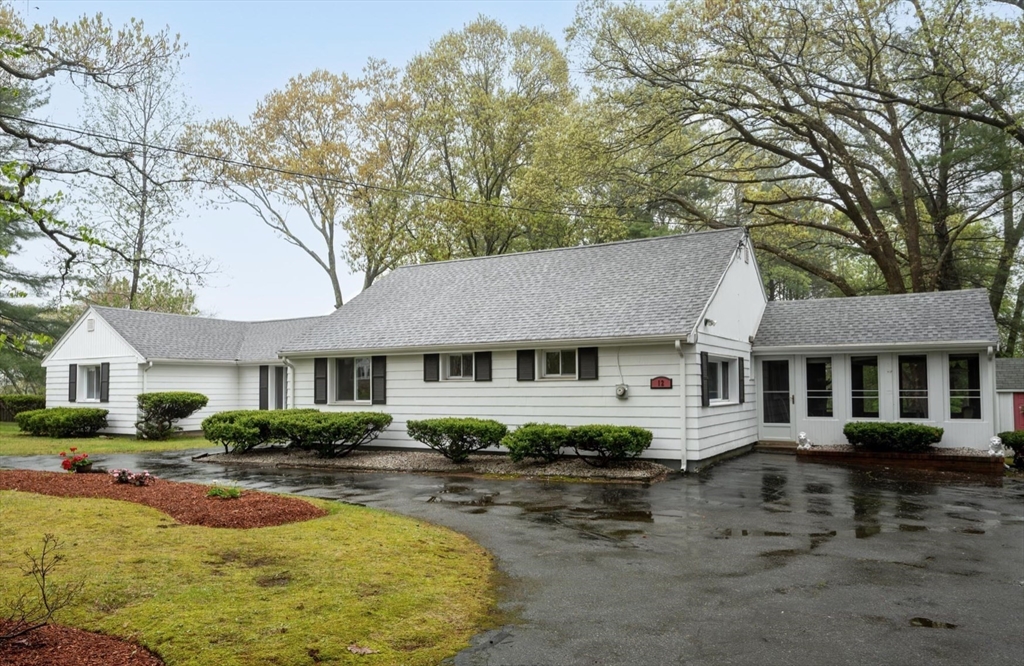 12 Arthur Woods Avenue