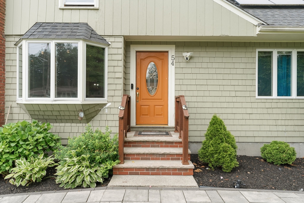 54 Carmel Cir
