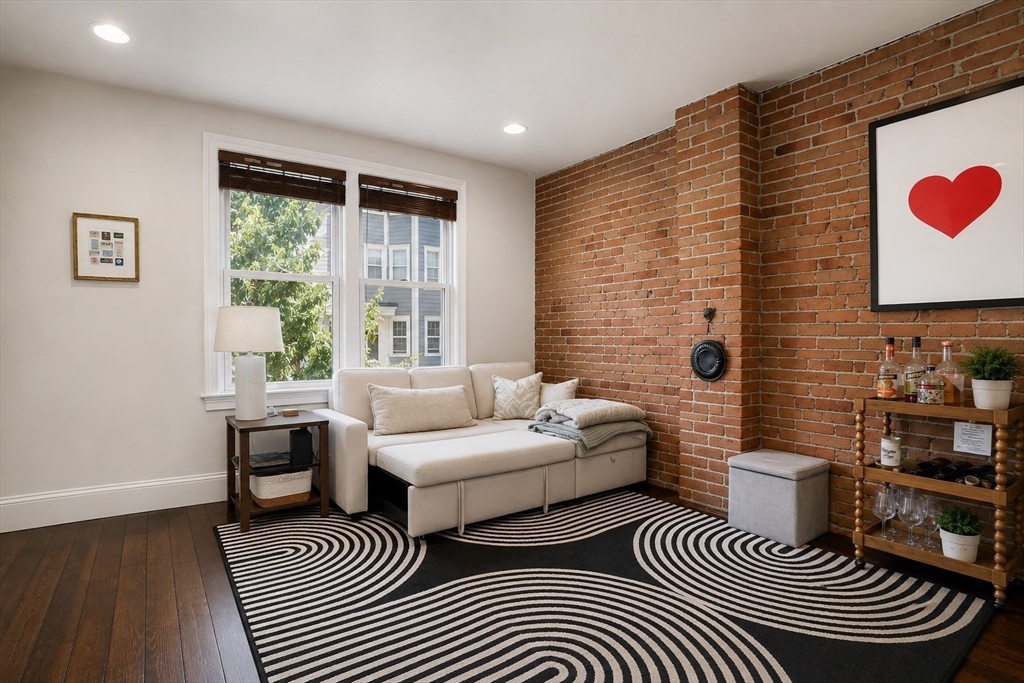 169 K St 1