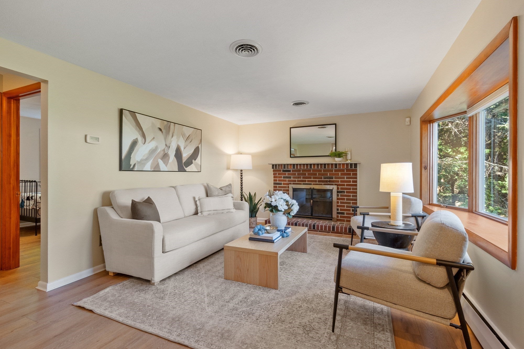 390 North Rd, Bedford, MA, 390 North Rd, Bedford, MA Photo #5
