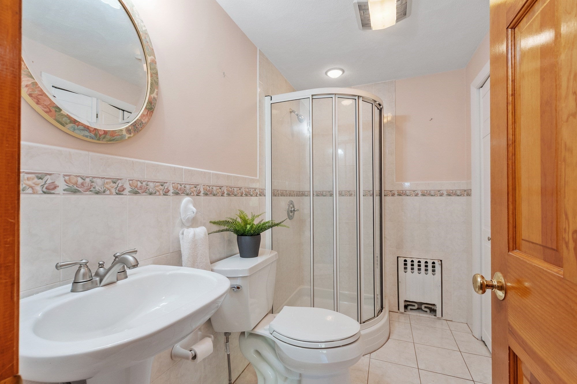 390 North Rd, Bedford, MA, 390 North Rd, Bedford, MA Photo #19