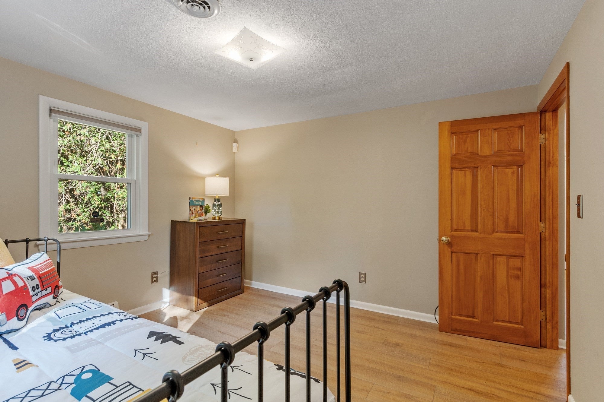 390 North Rd, Bedford, MA, 390 North Rd, Bedford, MA Photo #18