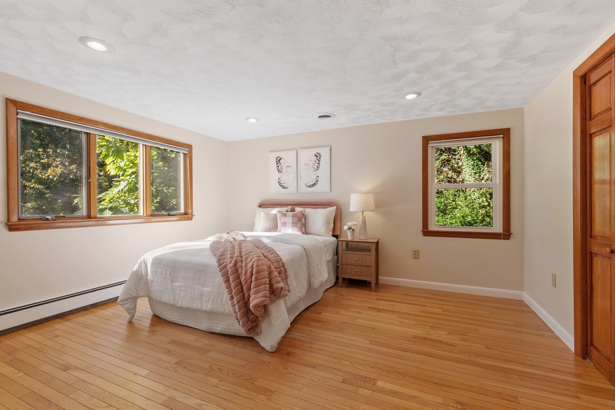 390 North Rd, Bedford, MA, 390 North Rd, Bedford, MA Photo #24