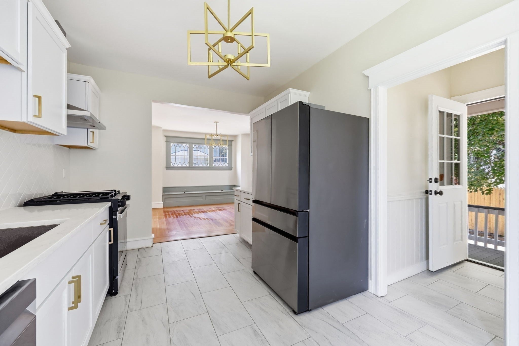 24 Washington Ave, Holyoke, MA, 24 Washington Ave, Holyoke, MA Photo #18