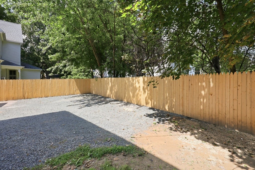 24 Washington Ave, Holyoke, MA, 24 Washington Ave, Holyoke, MA Photo #6