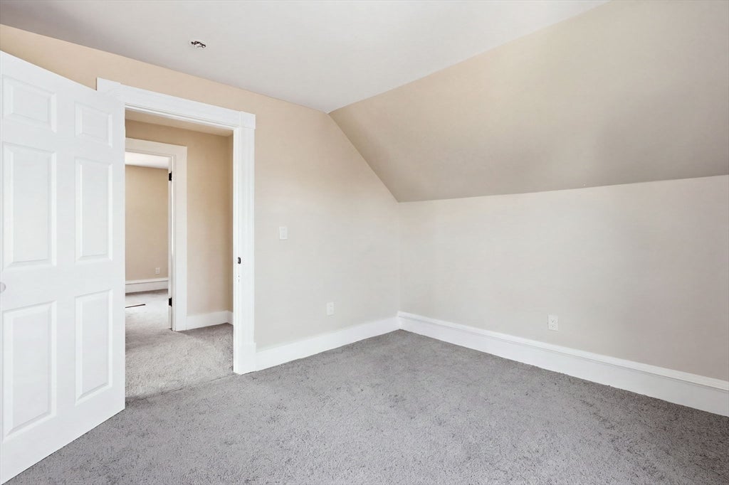 24 Washington Ave, Holyoke, MA, 24 Washington Ave, Holyoke, MA Photo #36