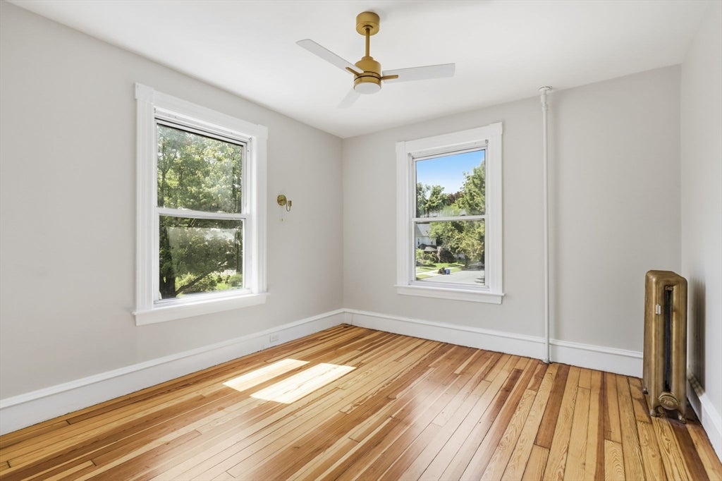 24 Washington Ave, Holyoke, MA, 24 Washington Ave, Holyoke, MA Photo #28
