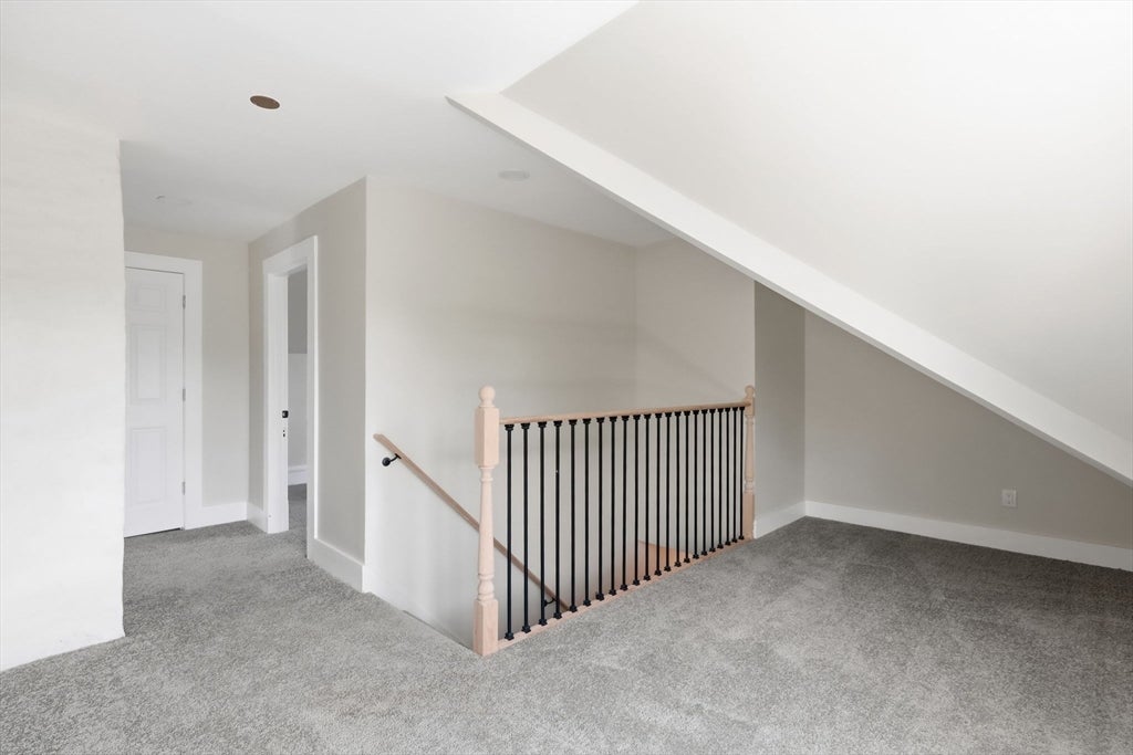 24 Washington Ave, Holyoke, MA, 24 Washington Ave, Holyoke, MA Photo #34
