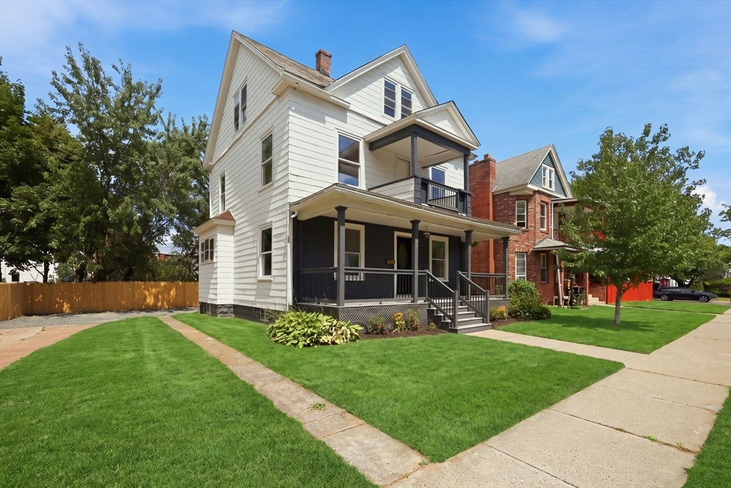 24 Washington Ave, Holyoke, MA, 24 Washington Ave, Holyoke, MA Photo #2
