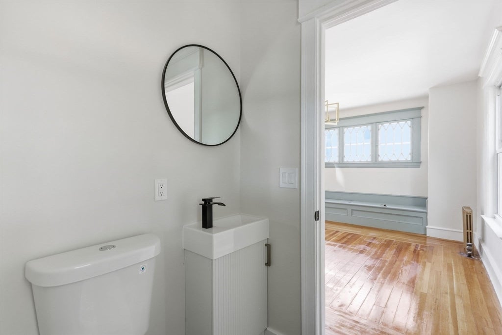 24 Washington Ave, Holyoke, MA, 24 Washington Ave, Holyoke, MA Photo #20