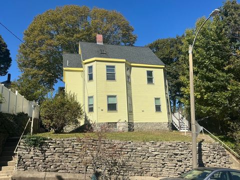95 Newburg St Boston MA 02131