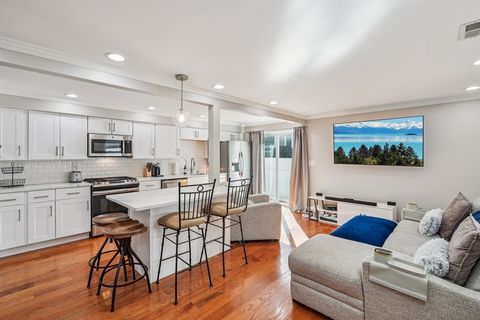 152 Saratoga St Boston MA 02128