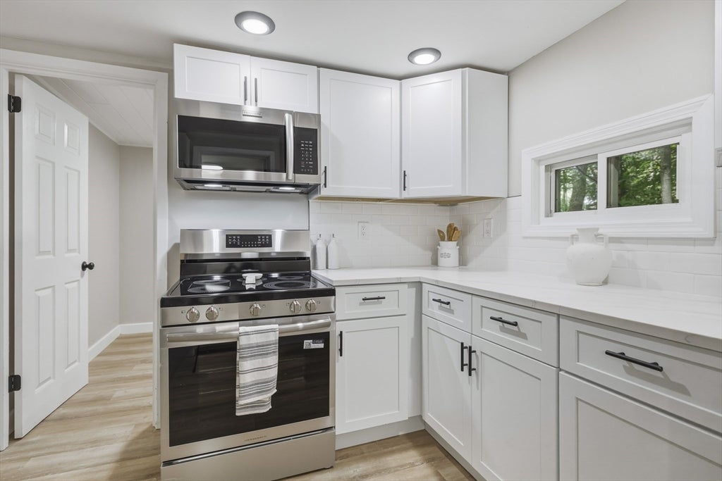 22 Knollwood Rd, Brimfield, MA Photo #5