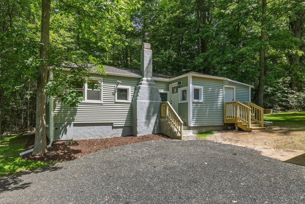 22 Knollwood Rd, Brimfield, MA Photo #18