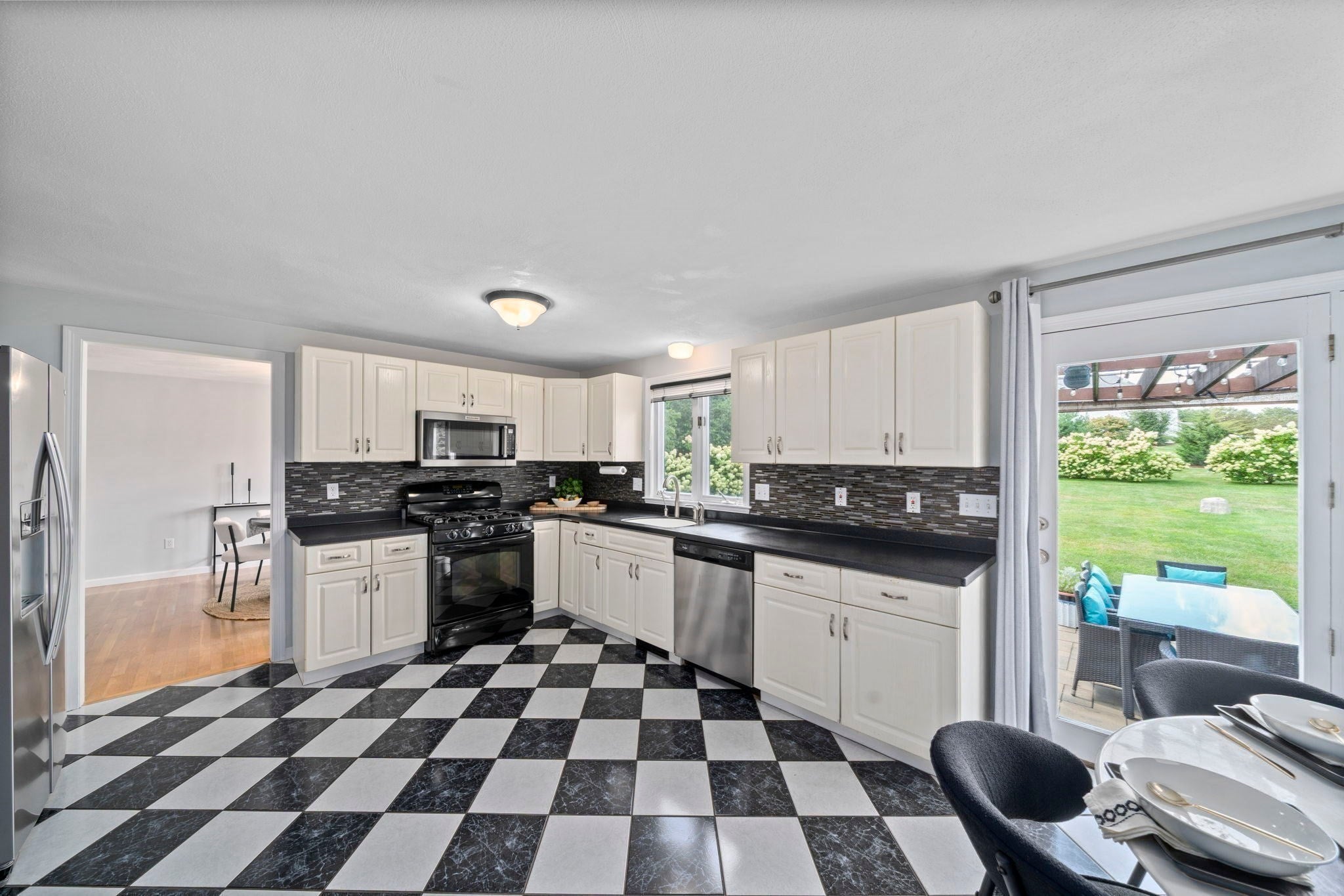 27 Sparrow Rd, Stoughton, MA, 27 Sparrow Rd, Stoughton, MA Photo #7
