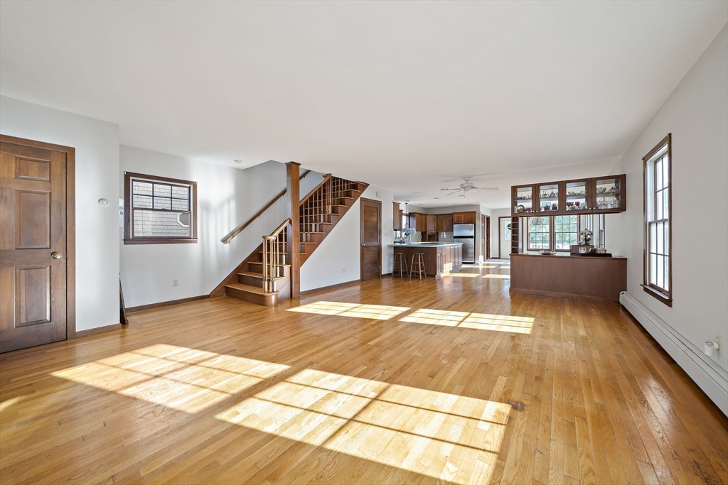 23 Gunrock Ave
