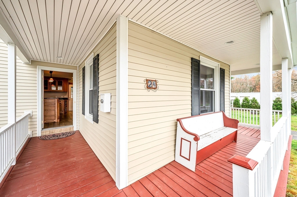 24 Dewey Ave