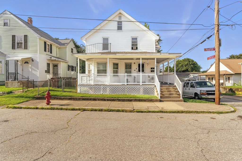 40 Baxter St