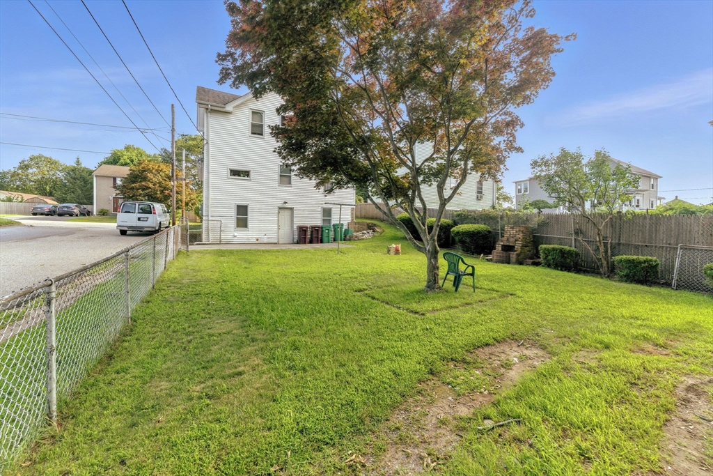 40 Baxter St