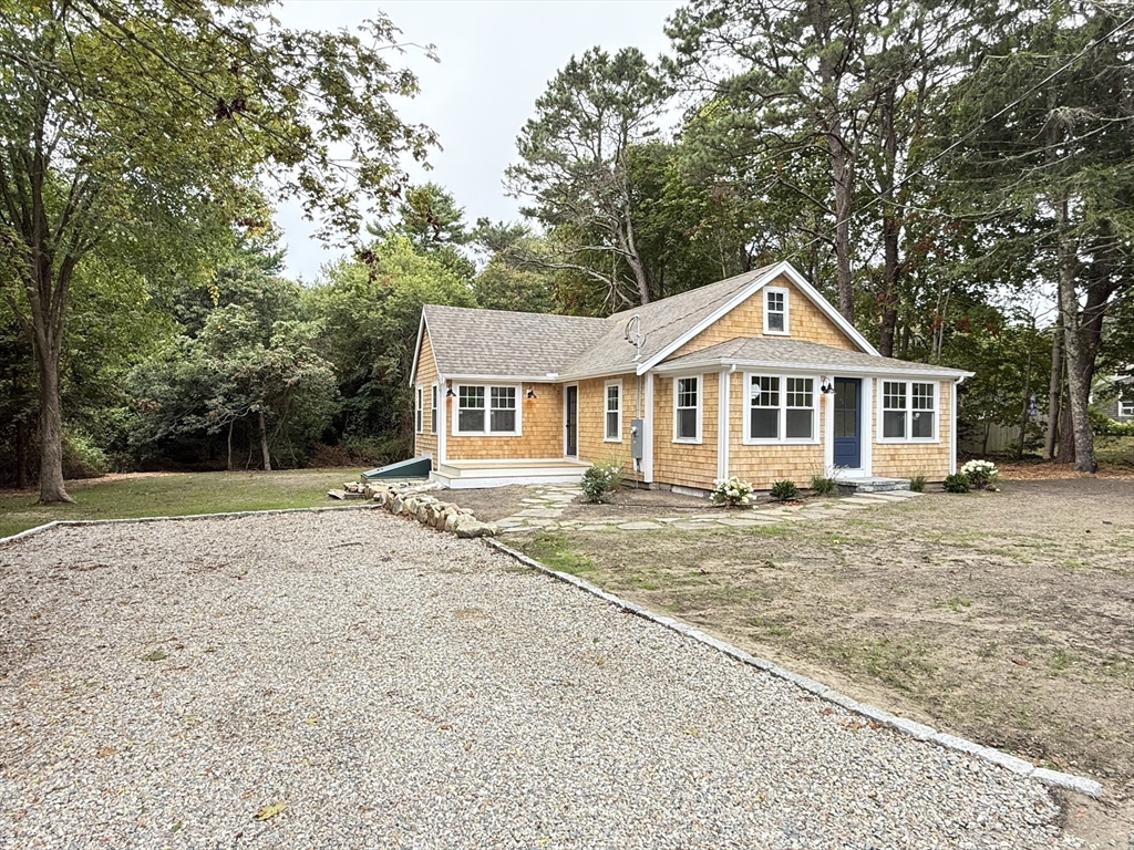 1469 Santuit-Newtown Rd