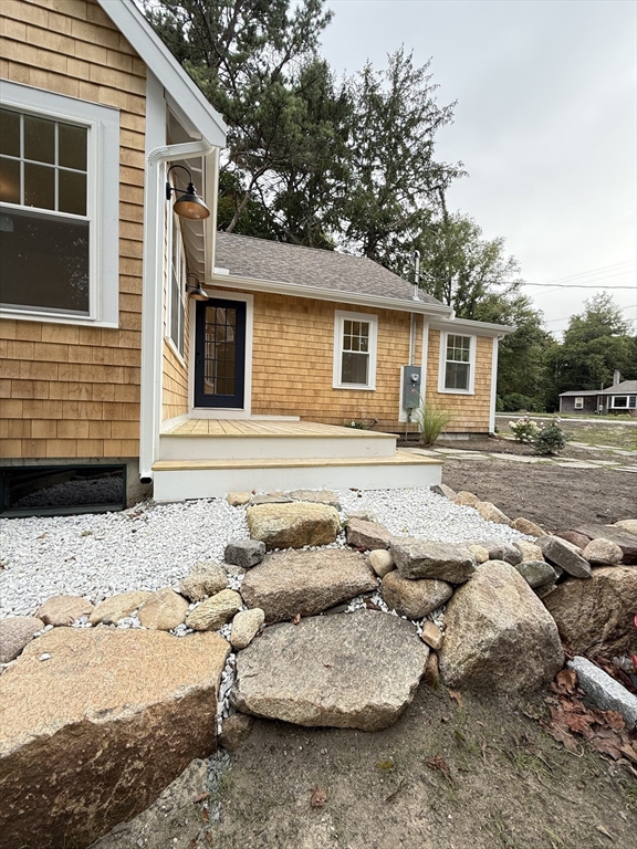 1469 Santuit-Newtown Rd