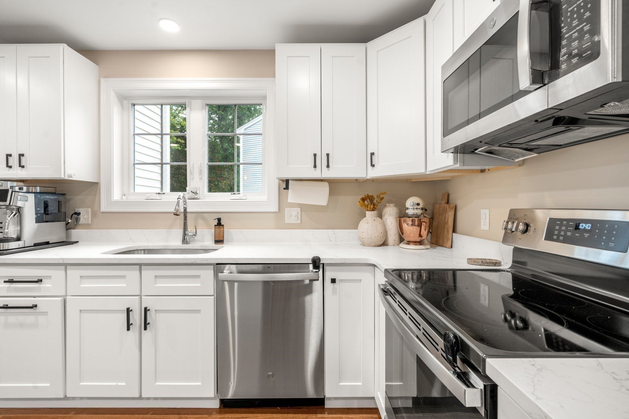 65 Castine St, Worcester, MA, 65 Castine St, Worcester, MA Photo #9