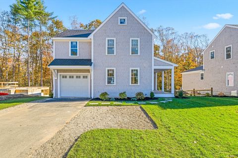 6 Pat Rose Way Rockland MA 02370