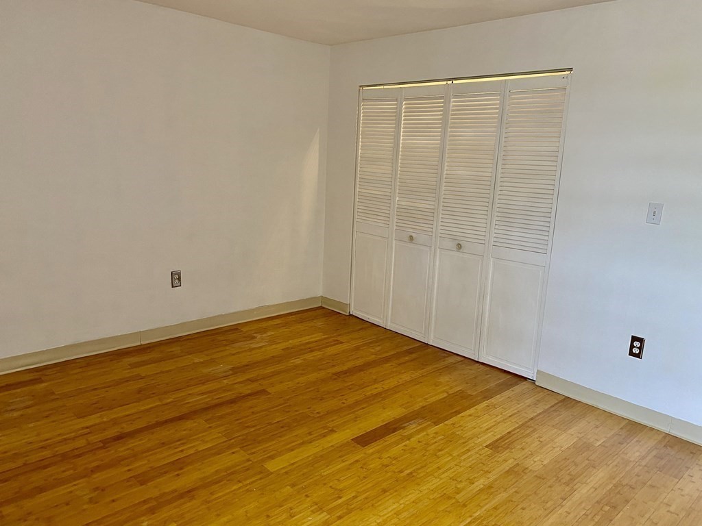 115 West Squantum 517