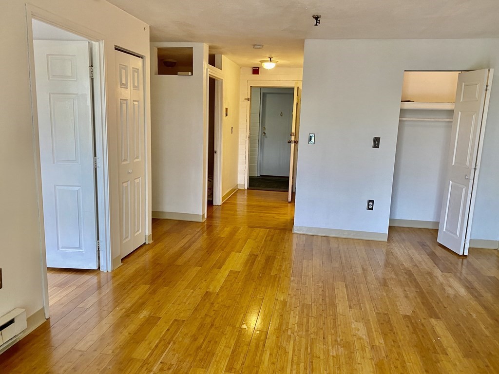 115 West Squantum 517