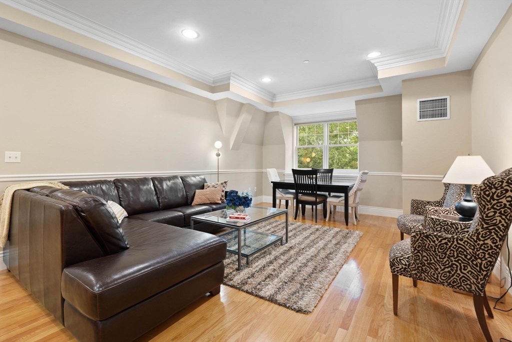 12 Russell Rd 405