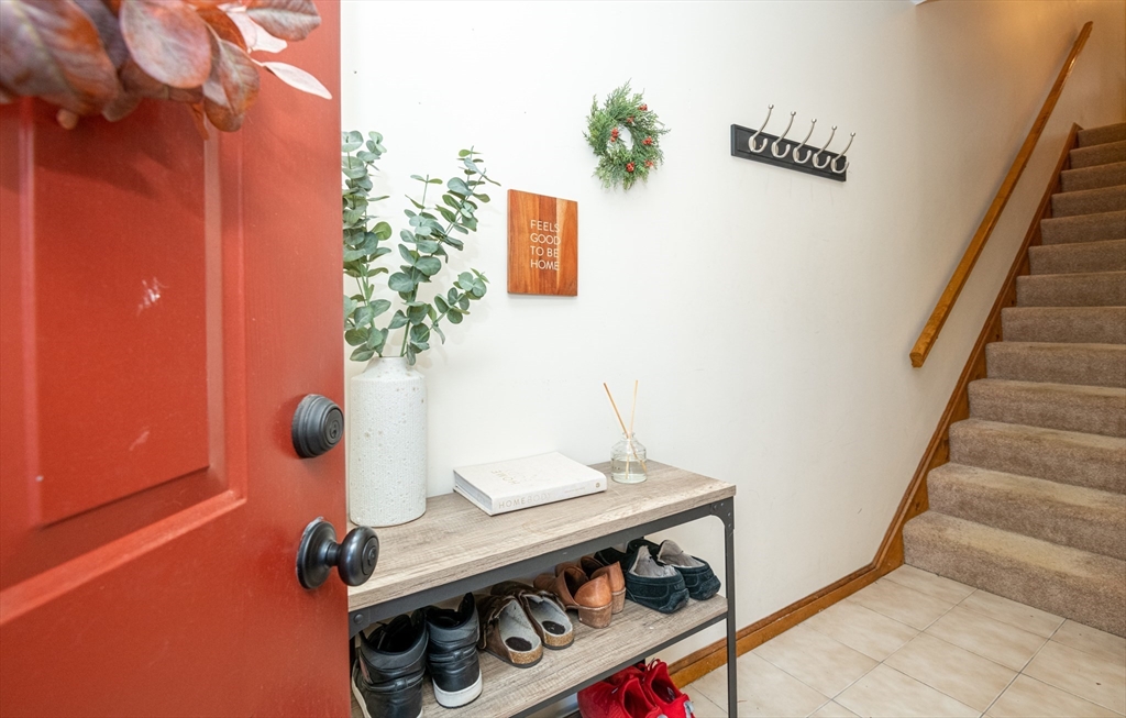 905 Sherwood Forest Ln. 905