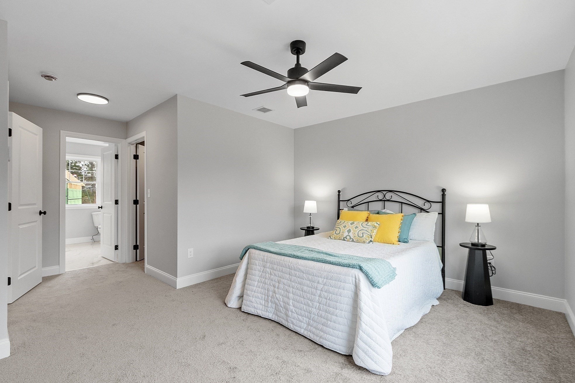 788 Massachusetts Avenue #788, Lunenburg, MA, 788 Massachusetts Avenue #788, Lunenburg, MA Photo #24
