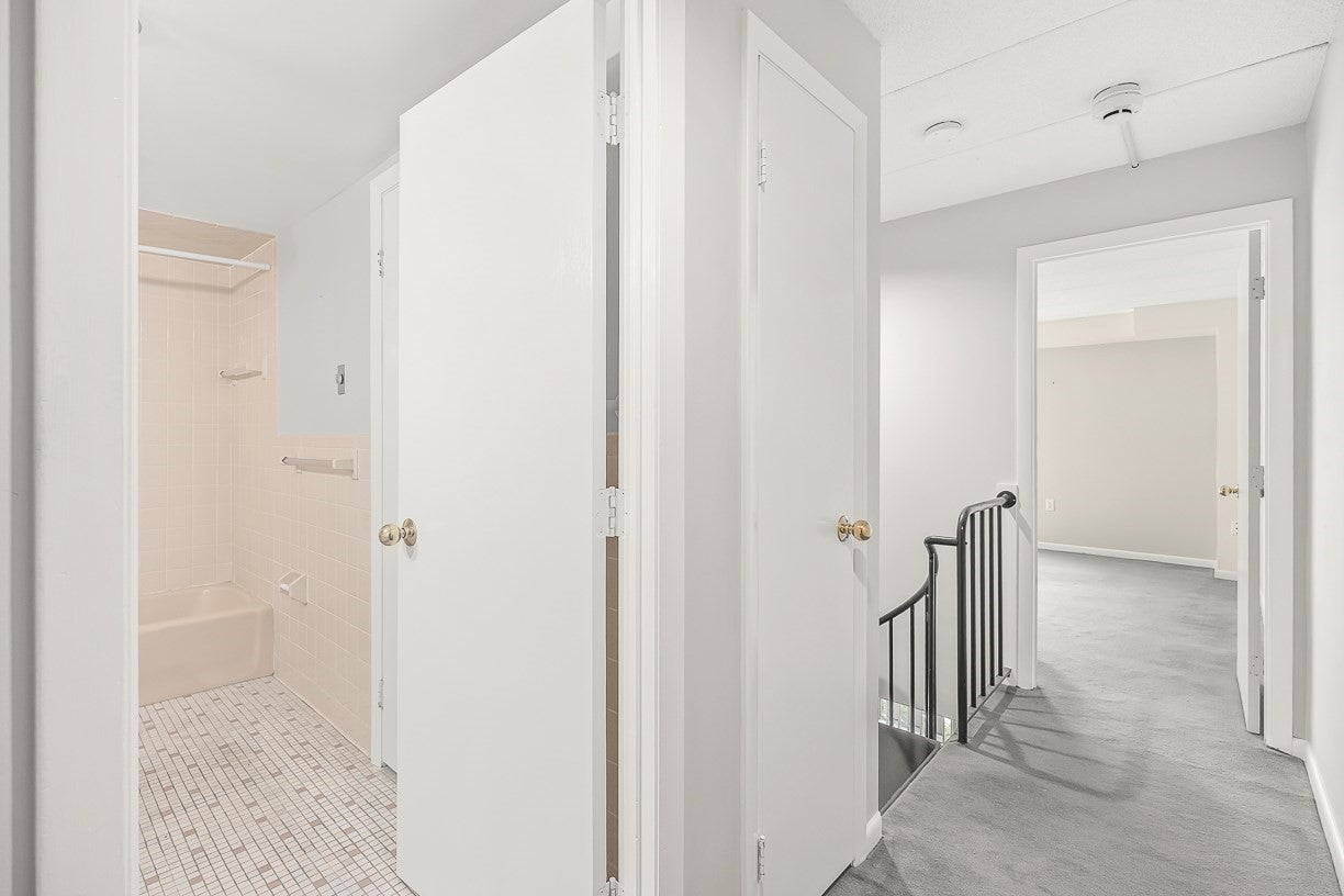 17 Healey St #201, Cambridge, MA Photo #17