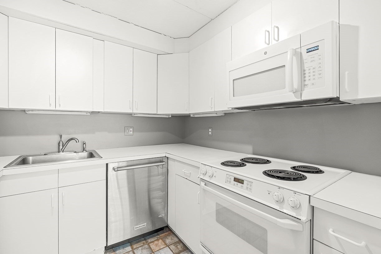 17 Healey St #201, Cambridge, MA Photo #8