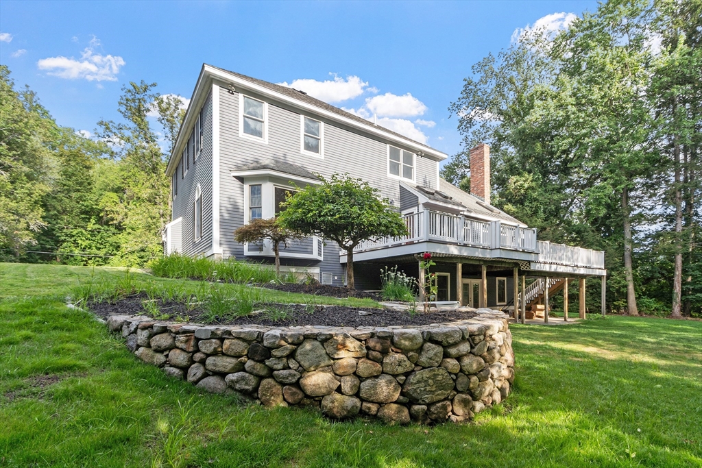 117 Hidden Rd