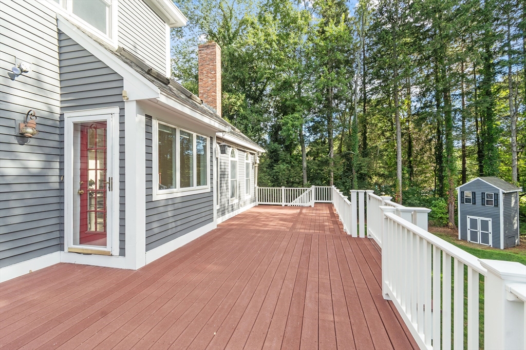 117 Hidden Rd