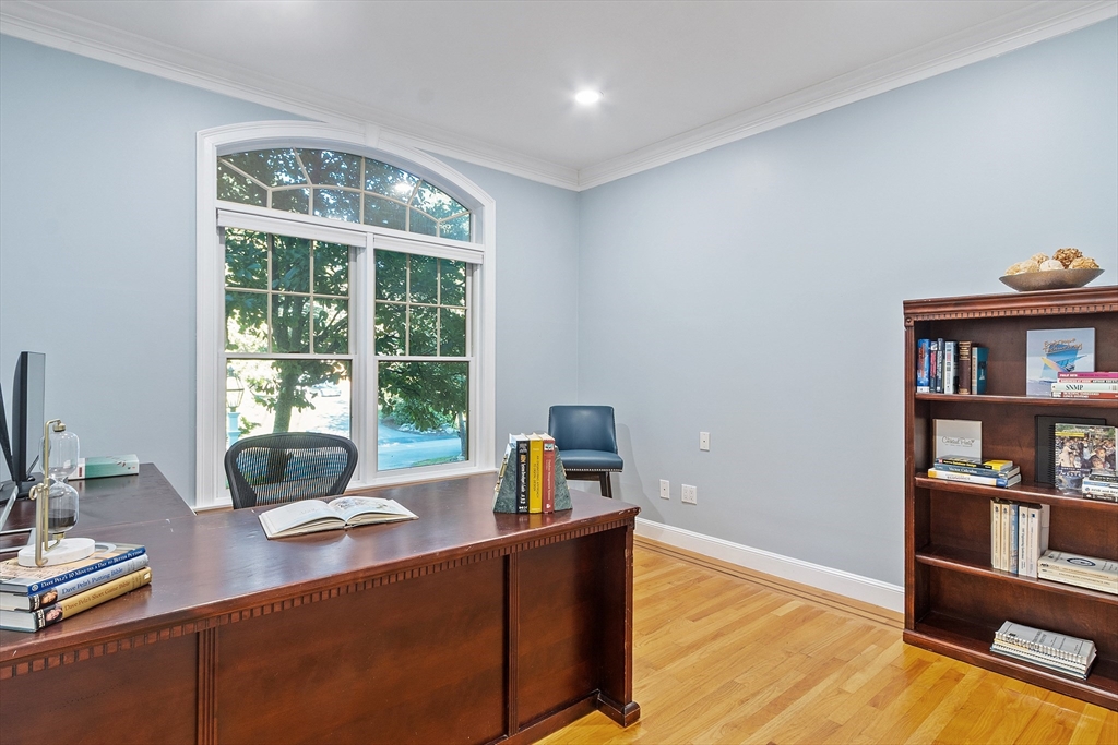 117 Hidden Rd