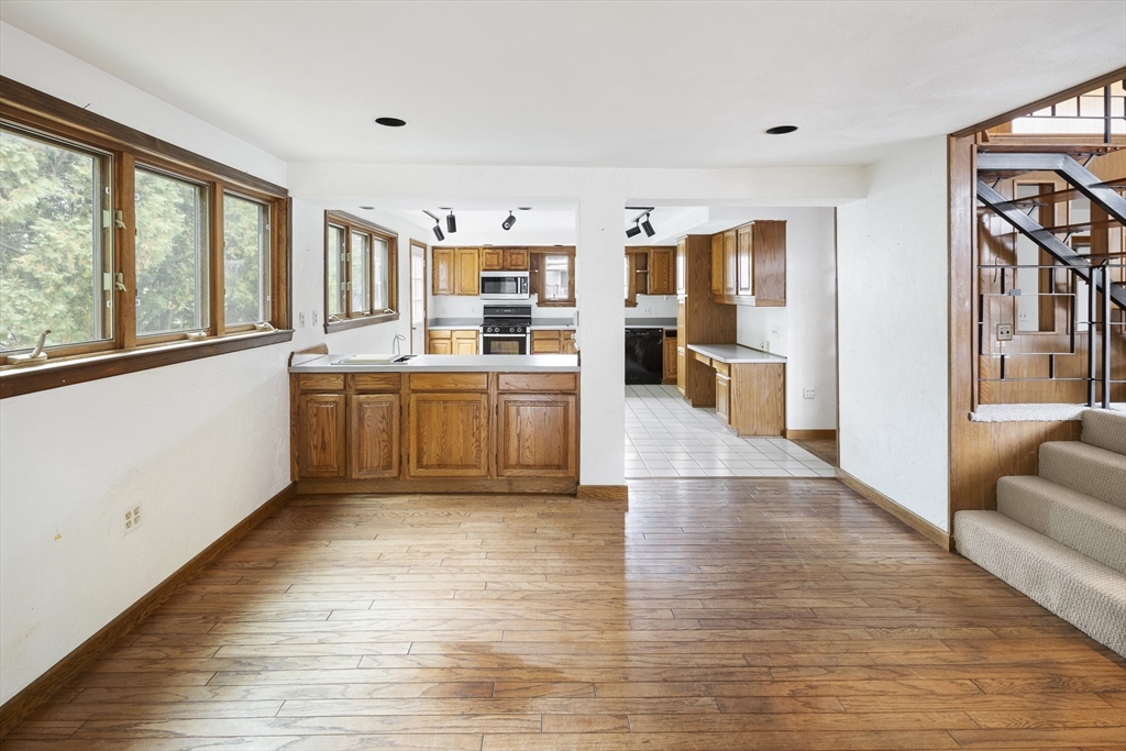 75 Sewall Ave