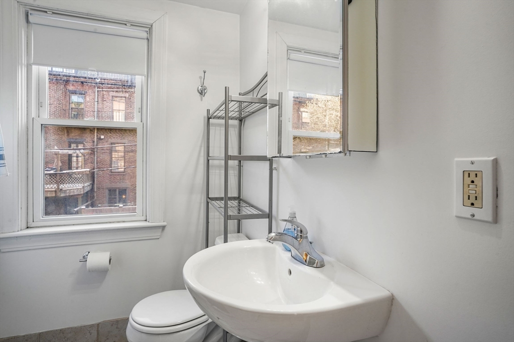 5 Dartmouth Pl, Boston, MA Photo #21