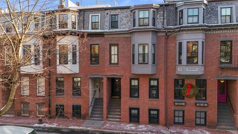 Photo of 5 Dartmouth Pl, Boston, MA 02116 (MLS # 73471172)