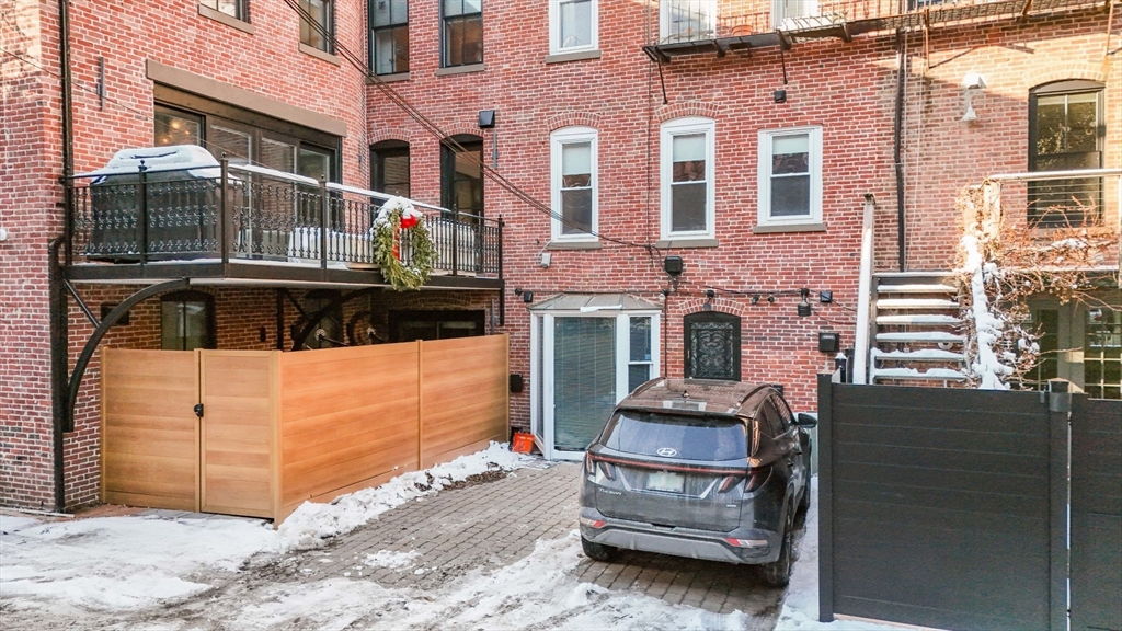 5 Dartmouth Pl, Boston, MA Photo #25