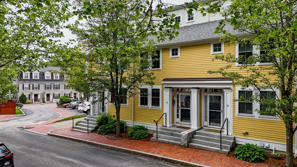 129 Merrimac 19