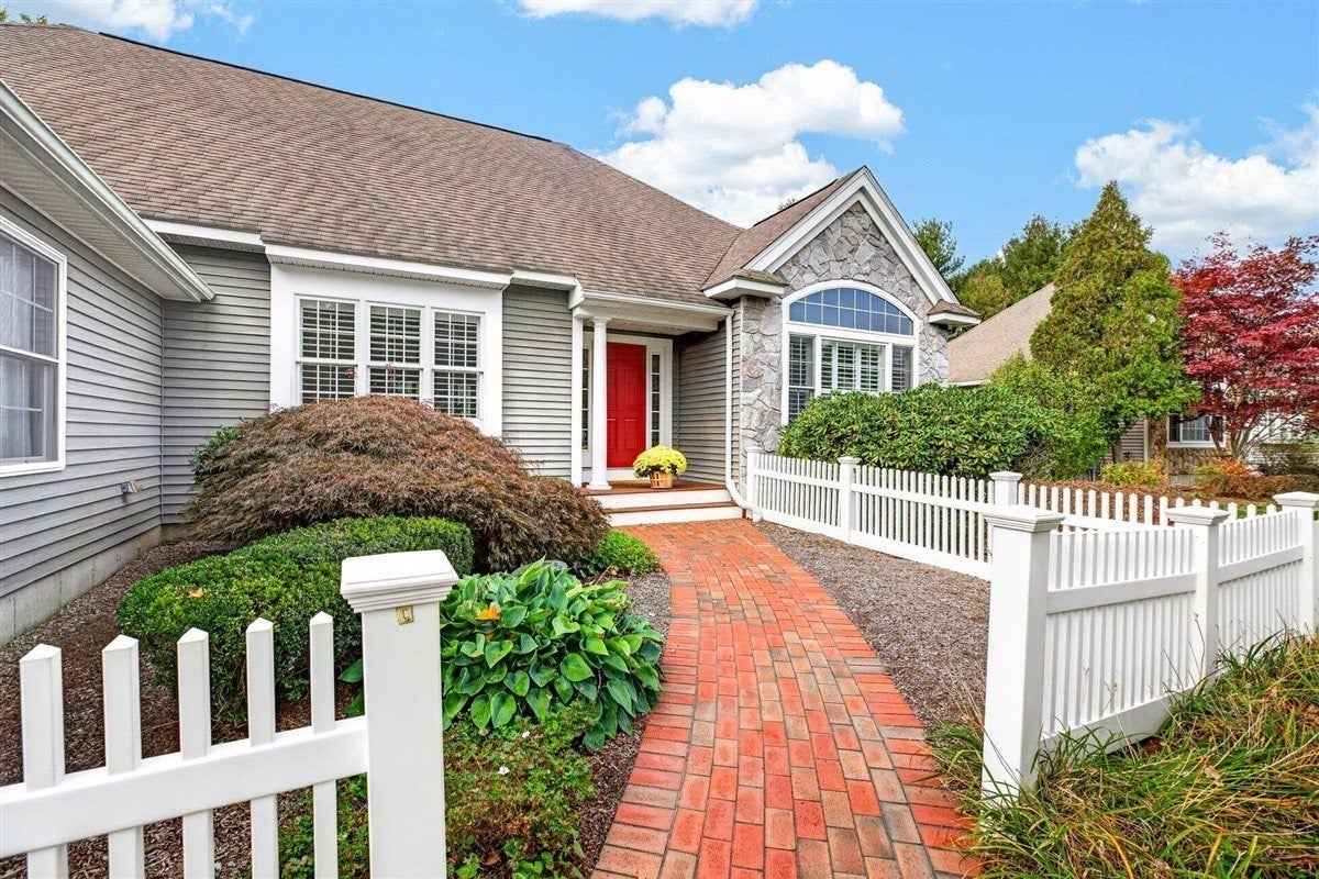 22 Silver Brook Ln #22, Norwell, MA, 22 Silver Brook Ln #22, Norwell, MA Photo #31