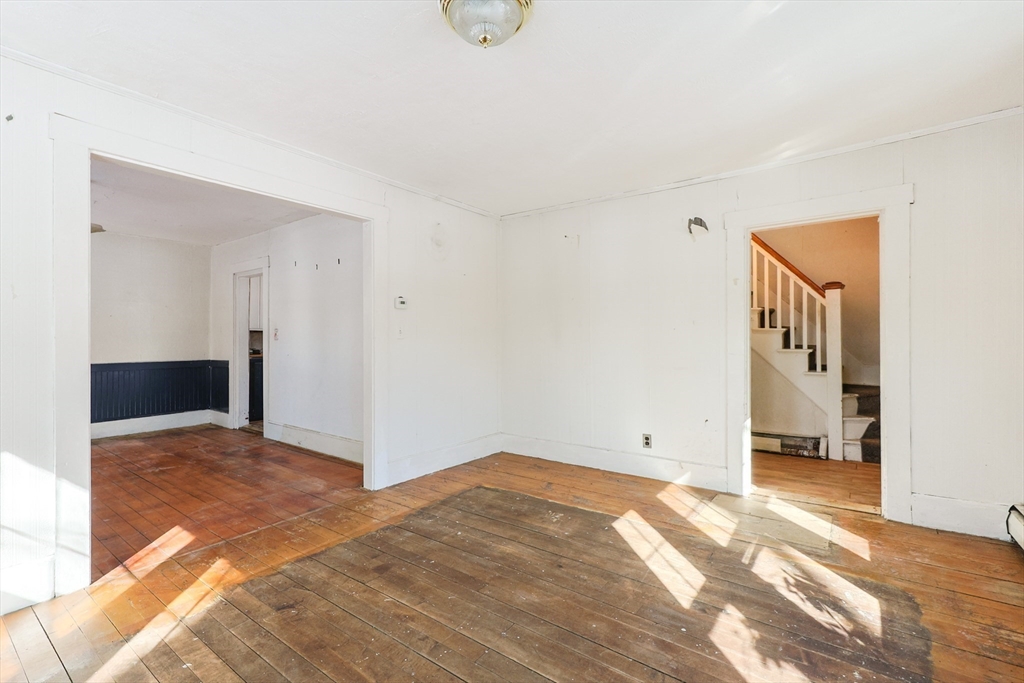 14 Leonard Ln