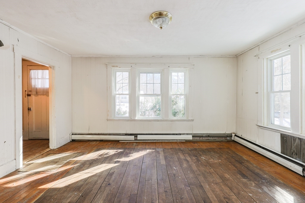 14 Leonard Ln