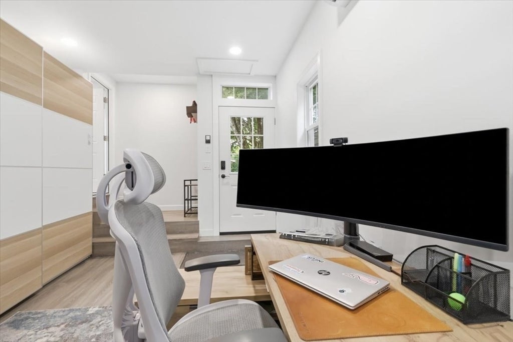 8 Wheelock Road, Wayland, MA, 8 Wheelock Road, Wayland, MA Photo #22