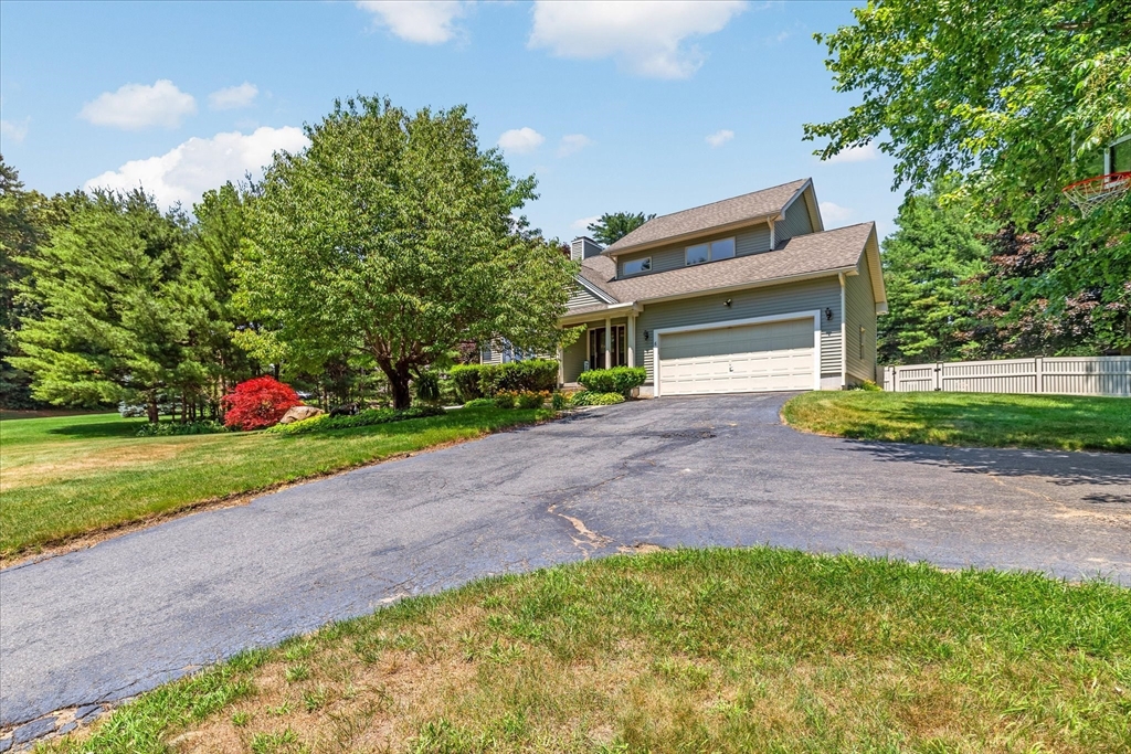 6 Carriage Drive
