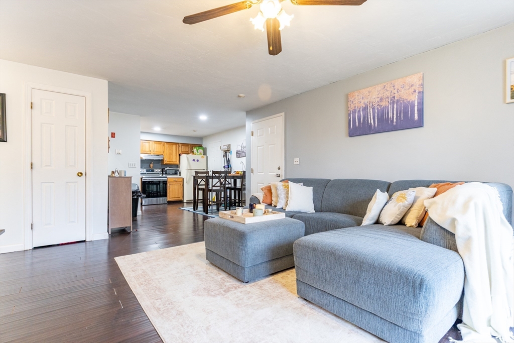 610 S Franklin St F102