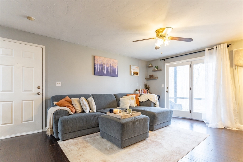 610 S Franklin St F102